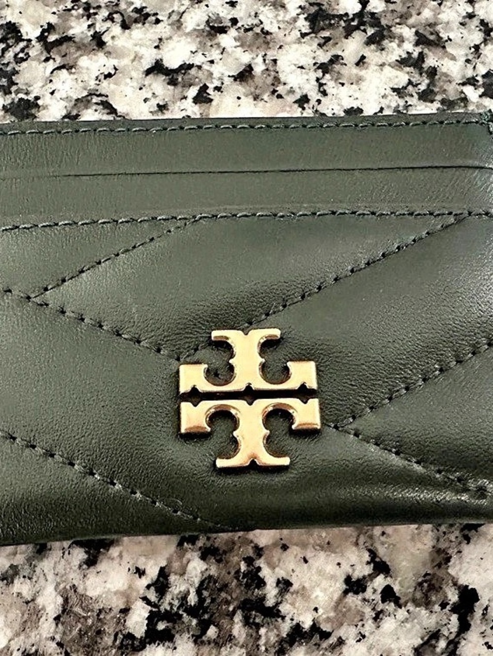 Tory Burch Kira Chevron Forest Green Quilted Leather Card Case Wallet - Picture 3 of 7